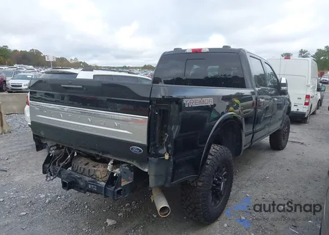 2022 Ford F-250 Platinum from USA, damaged, VIN 1FT7W2BN9NEE96881